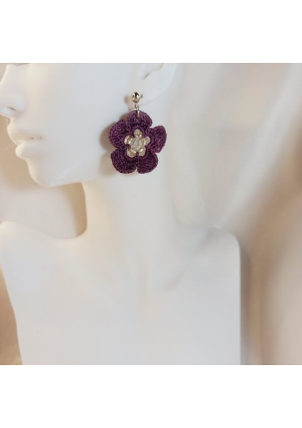 El Yapımı Örgü Çiçek Küpe | Bohem ve Vintage Stil Kadın Takı Modelleri | El Yapımı Örgü Çiçek Küpe | Yazlık, Hafif, Antialerjik Kadın Küpe Modelleri | Günlük ve Özel Günler Için Küpe fiyatları