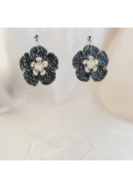 Bohem Tarz El Yapımı Örgü Çiçek Küpe | Günlük ve Özel Gün Kullanımı Için | Bohem Tarz Çiçek Küpe | El Yapımı, Hafif, Zarif ve Antialerjik Tasarım | Bohem ve Vintage Stil Kadın Takı modelleri