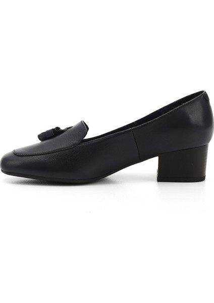 Gön Hakiki Deri Küt Burun Kısa Kalın Topuklu Püsküllü Kadın Ayakkabı 13313 fırsatları
