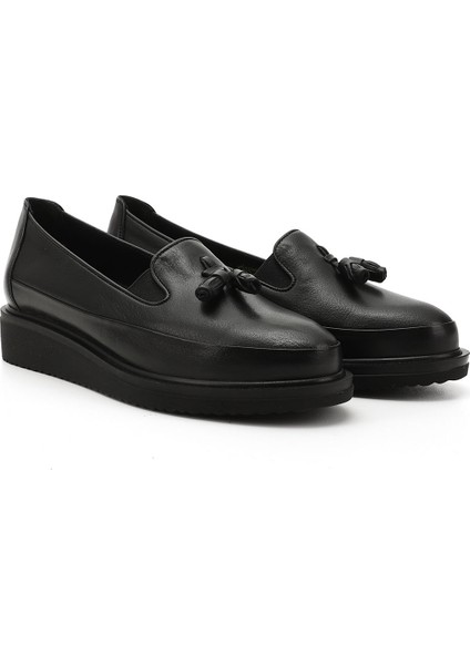 Gön Hakiki Deri Yuvarlak Burun Dolgu Taban Püsküllü Kadın Günlük Ayakkabı 24142 modelleri