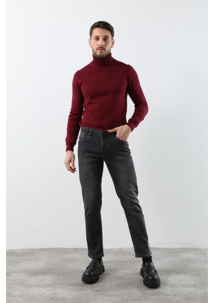 Erkek Likralı Straight Fit Jean Pantolon Siyah fırsatları