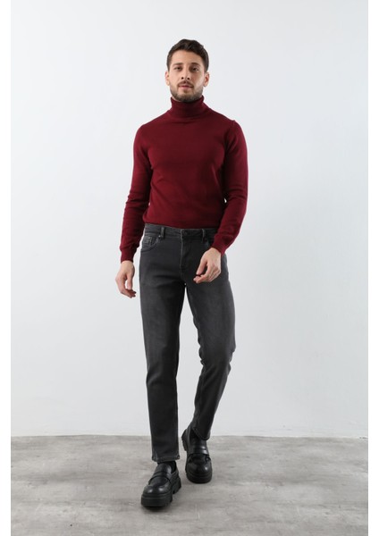 Erkek Likralı Straight Fit Jean Pantolon Siyah indirimleri