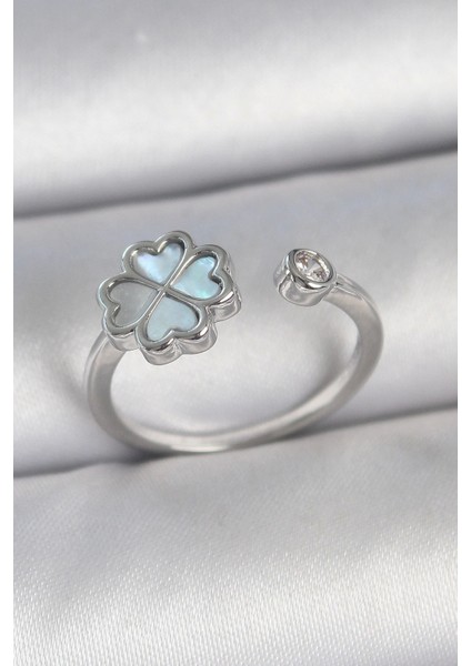 Pirinç Gümüş Renk Mavi Mineli Yonca Model Zirkon Taş Detay Ayarlanabilir Kadın Yüzük