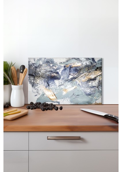 Gri Renk Soyut Cam Kesme Tahtası, Silikon Ayaklı, Isıya Kırılmaya Dayanıklı, Sunum Kesim Tablası