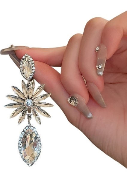 Gümüş Iğne Uzun Elmas Çiçek Su Damlası Küpe Niş Tasarım Küpeler Moda Mizaç Üst Düzey Küpeler (Yurt Dışından)