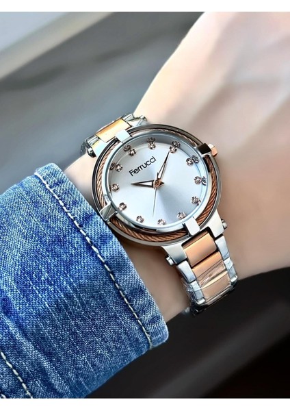 Kadın Metal Kordon Çift Renkli Örgü Kasa Kadranı Taşlı Kol Saati