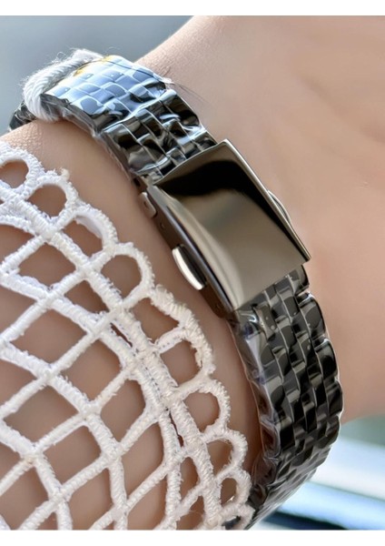 Milano Kadın Kol Saati – Taşlı Kadran, Siyah Metal Kordon modelleri