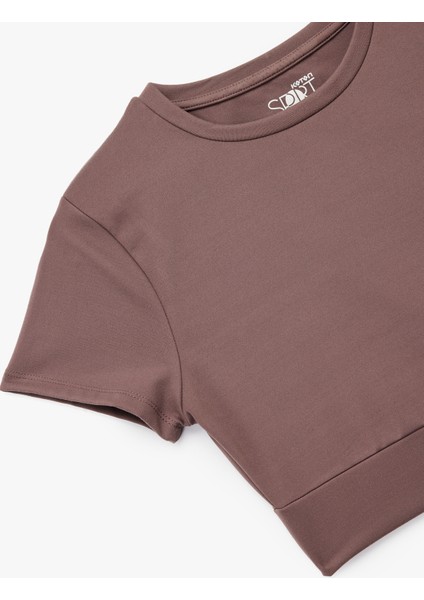 Slim Fit Kısa Kollu Bisiklet Yaka Crop Spor Tişört modelleri