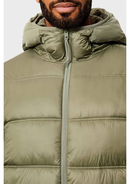 Regular Fit Kapüşonlu Kapitoneli Şişme Mont Erkek Mont DM0DM22044 M1L fırsatları
