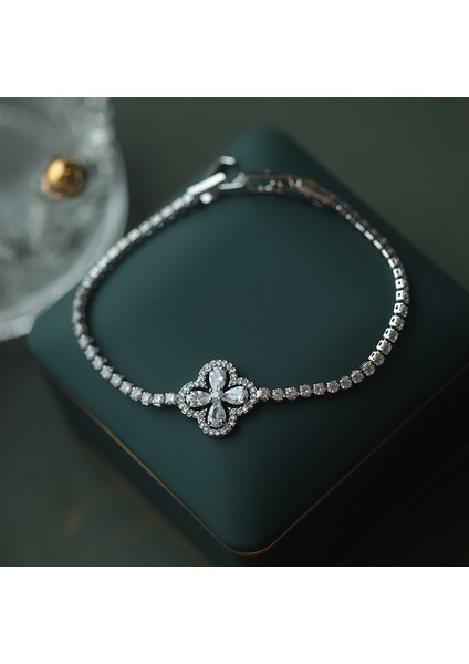 Yeni Zirkon Bilezik Süper Flaş Bilezik Mizaç Moda Broş Zarif Işık Lüks Kişilik Dekorasyon Broş Retro Moda Broş Sınıf Mücevher Ürünleri (Yurt Dışından)