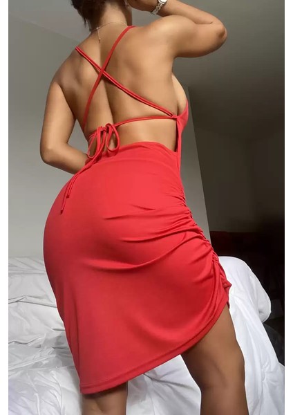 Kadın Kırmızı Şık Sırt Dekolteli Gece Elbisesi fırsatları