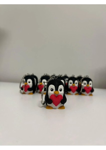 Örgü Kalp Tutan Penguen Anahtarlık