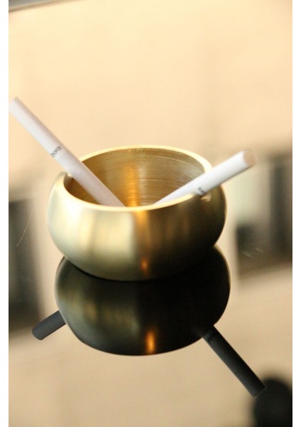 Yuvarlak Pirinç Kül Tablası