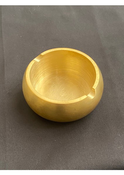 Yuvarlak Pirinç Kül Tablası fırsatları