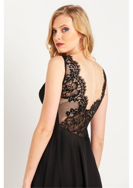 71770 Kadın Siyah Püsküllü Dantelli Krep Uzun Gecelik modelleri