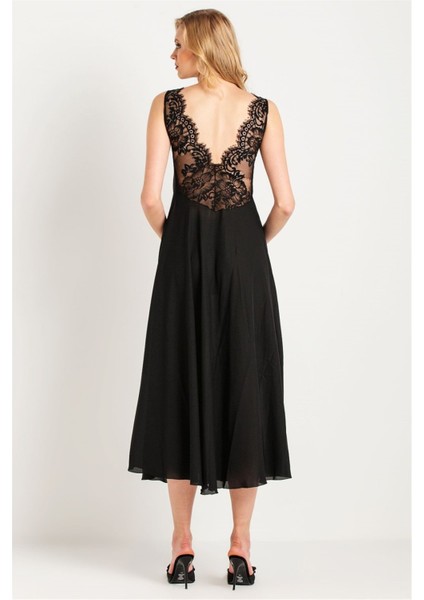 71770 Kadın Siyah Püsküllü Dantelli Krep Uzun Gecelik indirimleri