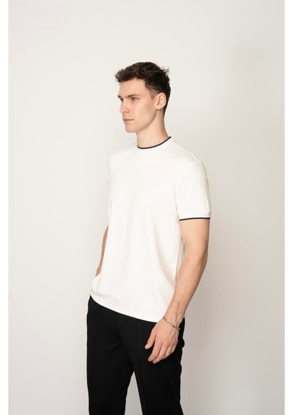 Beyaz Regular Fit Bisiklet Yaka Erkek T-Shirt E1015 fiyatları