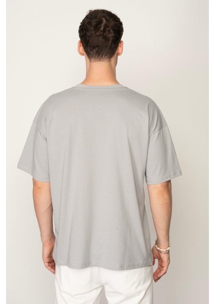 Gri Oversıze Bisiklet Yaka Erkek T-Shirt E1025 fırsatları