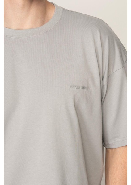 Gri Oversıze Bisiklet Yaka Erkek T-Shirt E1025 indirimleri