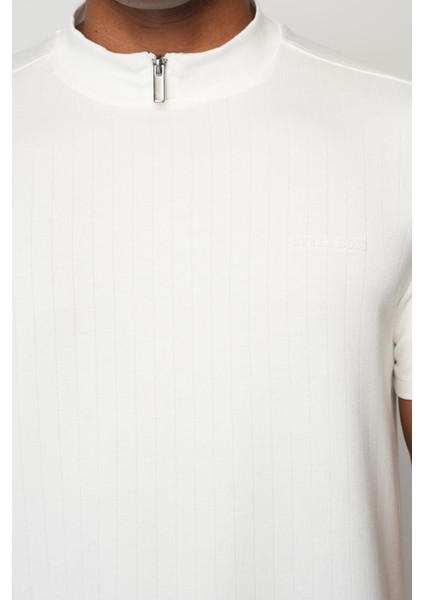 Beyaz Regular Fit Dik Yaka Erkek T-Shirt E1013 modelleri