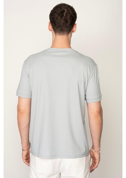 Mavi Regular Fit Bisiklet Yaka Erkek T-Shirt E1023 fırsatları