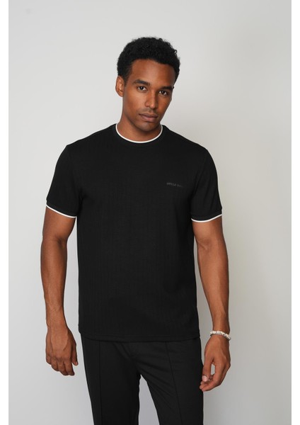 Siyah Regular Fit Bisiklet Yaka Erkek T-Shirt E1015 fırsatları