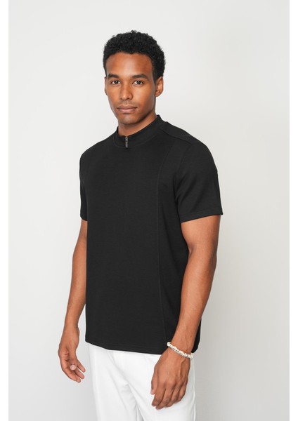 Siyah Regular Fit Dik Yaka Erkek T-Shirt E1007 fiyatları