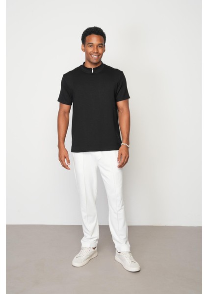 Siyah Regular Fit Dik Yaka Erkek T-Shirt E1007 indirimleri