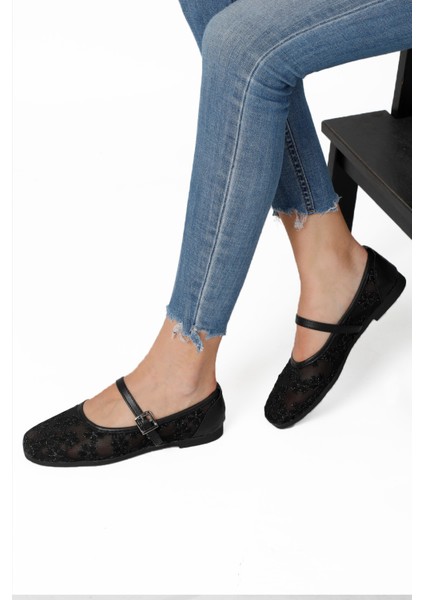 Siyahfile Çiçek Nakışlı Şık Babet Ayakkabı Günlük Kadın Babet