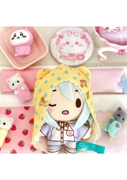 10CM Pjsk Peluş Anahtarlık Projesi Sekai Otori Emu Doldurulmuş Plushie Kolye Yoisaki Kanade Kawaii Sırt Çantaları Süslemeler Oyuncaklar Renk: Kanade Pijamaları (Yurt Dışından)
