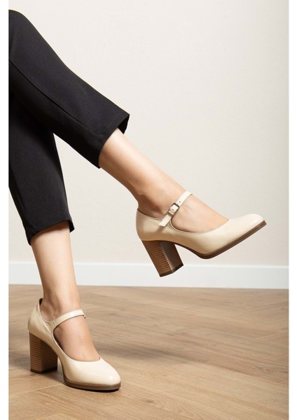 Kadın Hakiki Deri Bantlı Topuklu Ayakkabı - Bej Rugan