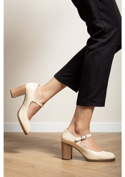 Kadın Hakiki Deri Bantlı Topuklu Ayakkabı - Bej Rugan fiyatları