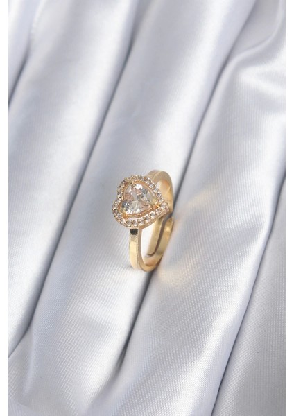 Pirinç Gold Renk Zirkon Taşlı Kalp Charm Model Kadın Yüzük