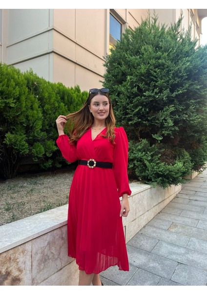 Mottisfashion Kadın Şifon Kumaş Astalı Kloş Kesim Kruvaze Yaka Midi Boy Elbise