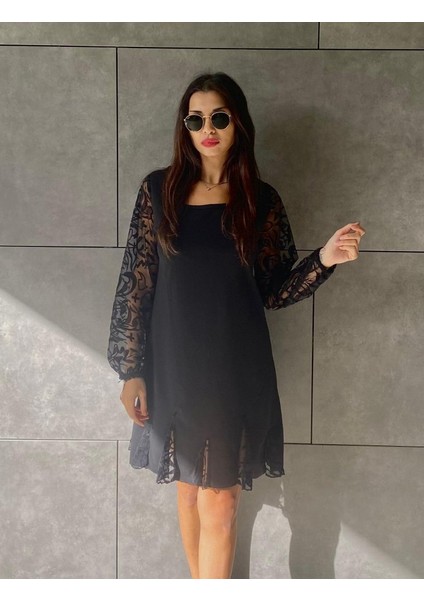 Mottisfashion Kadın Uzun Kollu Yuvarlak Yaka Kol ve Etek Ucu Dantelli Kısa Ithal Krep Elbise