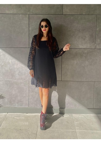 Mottisfashion Kadın Uzun Kollu Yuvarlak Yaka Kol ve Etek Ucu Dantelli Kısa Ithal Krep Elbise modelleri