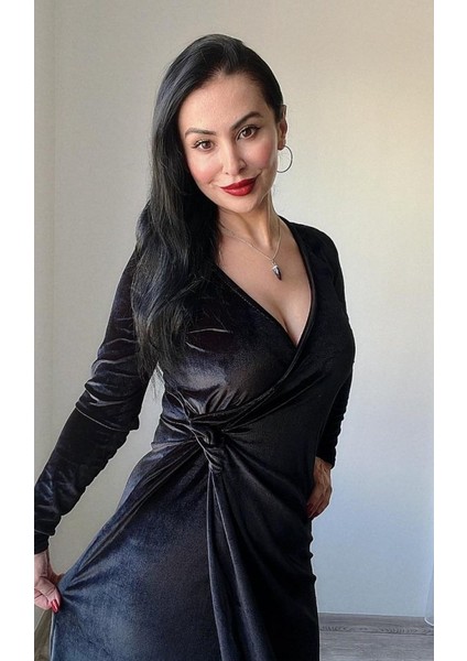 Mottisfashion Kadın Uzun Kollu Kruvaze Yaka Yırtmaçlı Kadife Elbise fiyatları