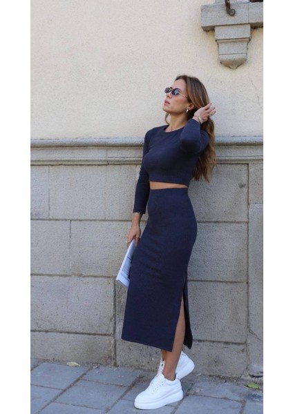 Mottisfashion Kadın Soft Kaşkorse Kumaş Bluz ve Yırtmaç Detaylı Etek Ikili Takım modelleri