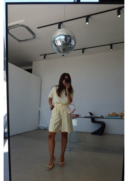 Pileli Basic Kumaş Şort