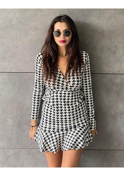 Mottisfashion Kadın Uzun Kollu Kruvaze Yaka Kazayağı Mikro Mini Boy Elbise