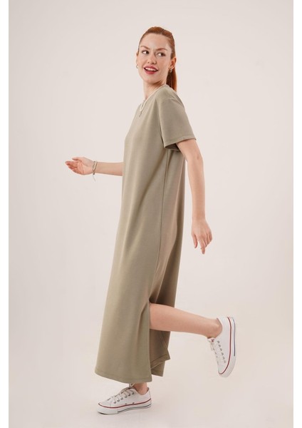 Mottisfashion Yırtmaç Detaylı Kısa Kollu Salaş Maxi Yağ Yeşili Elbise
