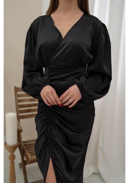 Mottisfashion Siyah V Yaka Saten Elbise fırsatları