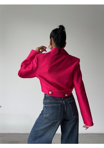 Mottisfashion Arkası Inci Düğme Detaylı Crop Ceket - Fuşya modelleri