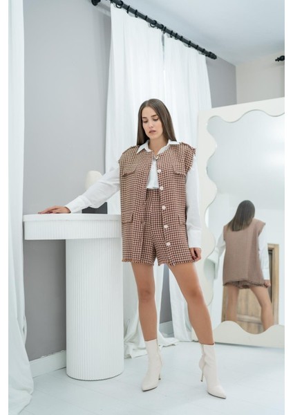 Mottisfashion Kahverengi Kazayağı Desenli Yelek ve Şort Takım indirimleri