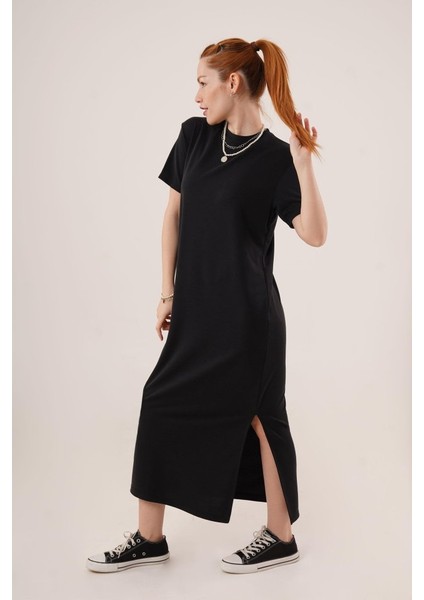 Mottisfashion Yırtmaç Detaylı Kısa Kollu Salaş Maxi Siyah Elbise