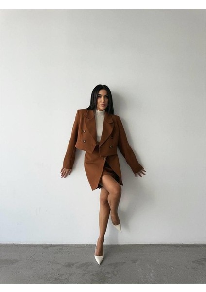 Mottisfashion Düğme Detaylı Etek - Crop Ceket Takım - Kahverengi indirimleri