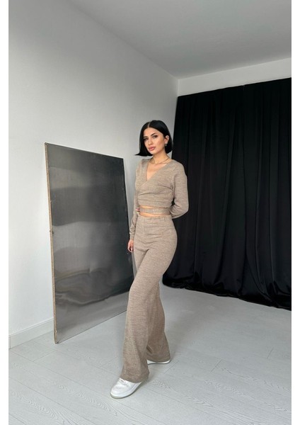 Mottisfashion Bej Triko Takım fiyatları