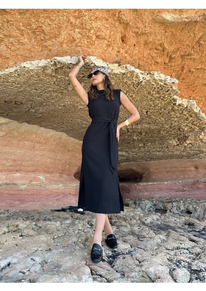 Mottisfashion Pamela Kuşakli Vatkali Elbi̇se