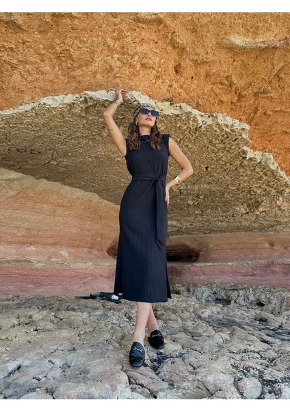 Mottisfashion Pamela Kuşakli Vatkali Elbi̇se