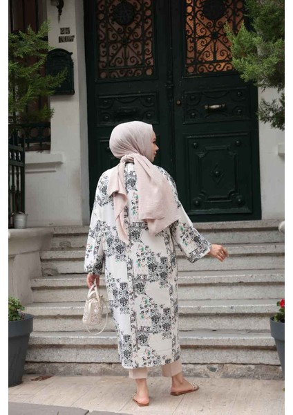 Desenli Siyah Tesettür Kimono 32121S modelleri